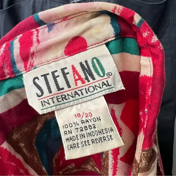 🍄5/$30 1980’s Funky Vintage Button Down - Picture 9 of 9